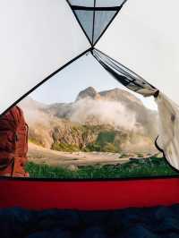 Camping in Lofoten: A Nordic Adventure Like No Other