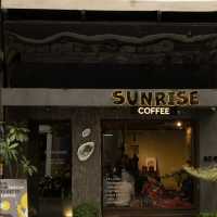 Sunrise Coffee - Cua Bac