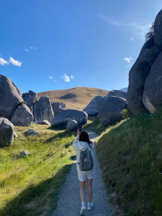Castle Hill 🪨 ทุ่งหินที่อลังการวิวหลักล้านมาก