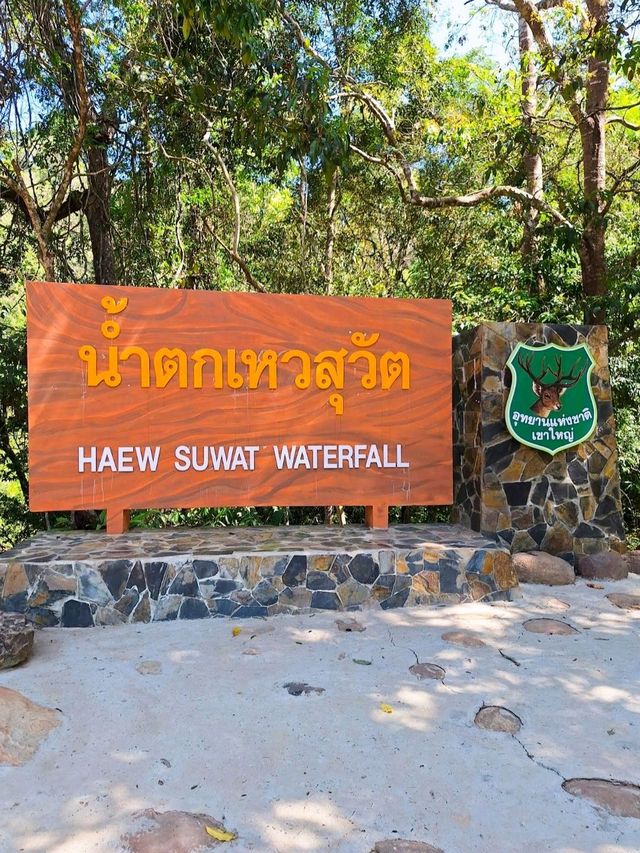 น้ำตกเหวสุวัต เที่ยวเขาใหญ่ นครราชสีมา