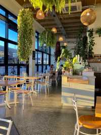 Moment Cafe