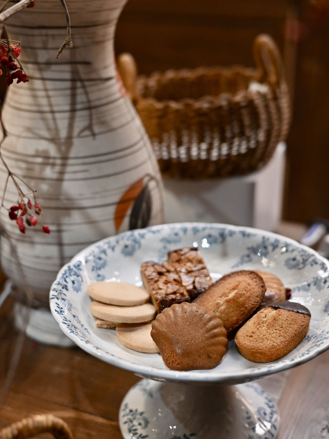 【京都｜烏丸】ドライフラワーがおしゃれな美味しいキッシュと焼き菓子のお店「ヒビノ」