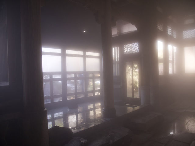 《湯田中温泉》よろづや