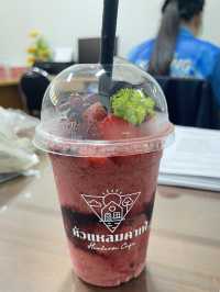 หัวแหลมคาเฟ่