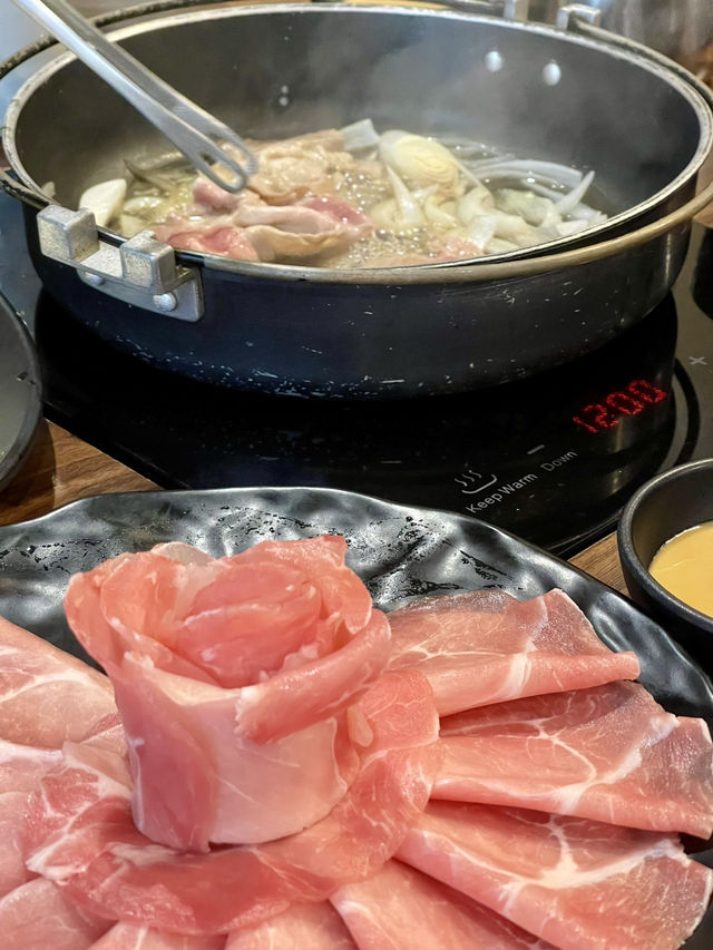 อะคิโยชิ ร้านต้นตำรับชาบู สุกี้ในตำนาน 