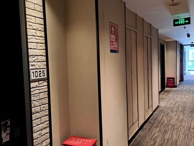 紅山Moxy酒店入住體驗｜四星級工業風設計 × 地鐵3分鐘直達