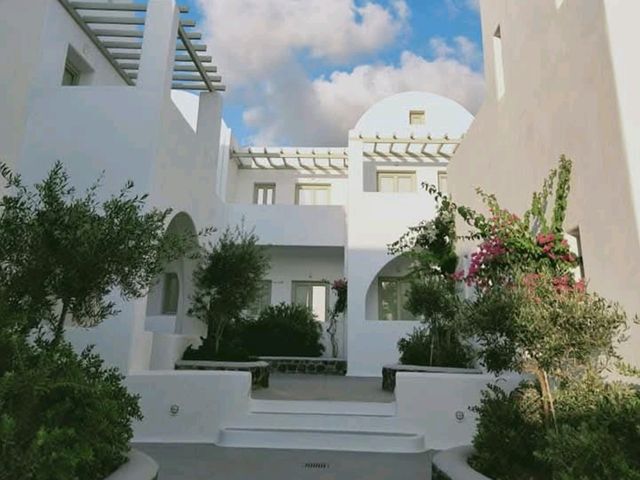 Costa Grand Santorini 純白色的愛琴海度假村酒店