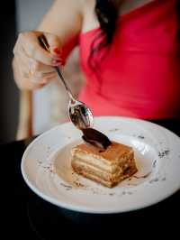 ร้านลับในท่าเทียบเรือยอร์ช ภูเก็ต