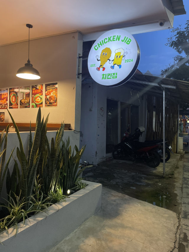 Where Korean Fried Chicken Meets Style and Flavor 🍗