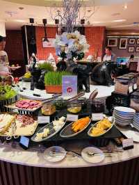 “Breakfast in Style: A Sumptuous Morning at Conrad Bangkok”