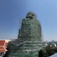 タイ🇹🇭バンコク旅行　エメラルド色の仏塔✨