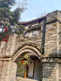 Gulong Temple: The Oldest Temple in Huanglongxi Ancient Town