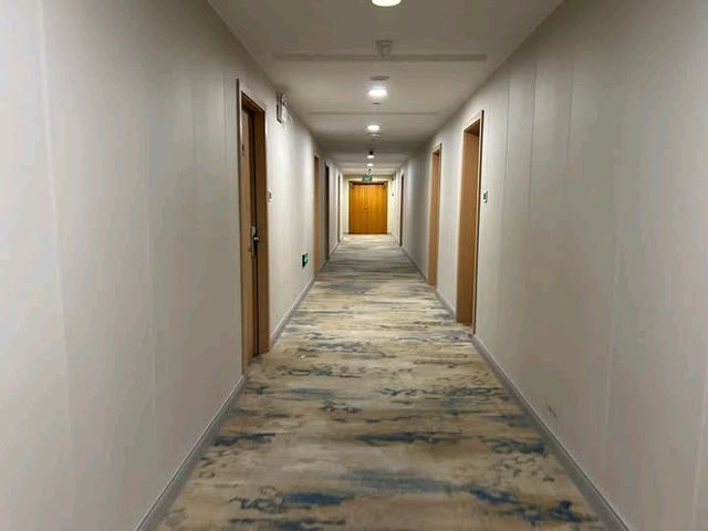 Shanghai Joyful Yard Hotel