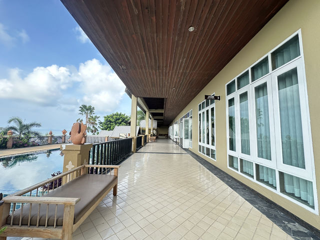 โรงแรมรอยัลพลา คลิฟฟ์ บีช จ.ระยอง🏝️