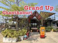 คาเฟ่วิวภูเขาใกล้ทะเลสวยที่สุดในจันทบุรี
