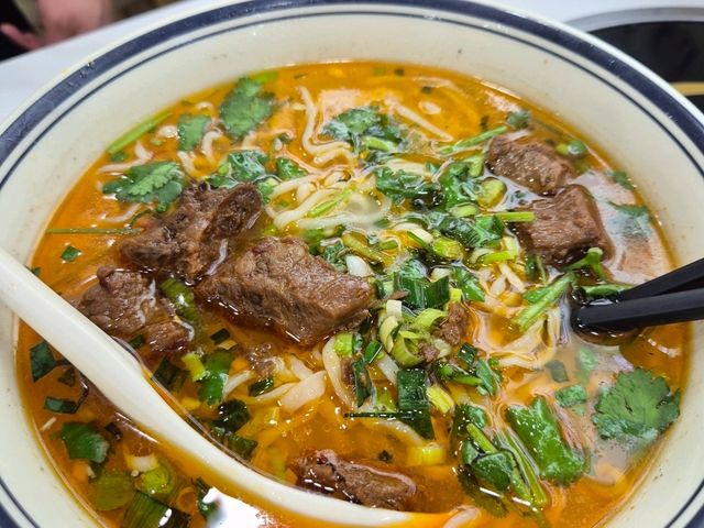 난징동루 아침으로 먹기좋은 우육면 맛집 장기우육탕(张记牛肉汤)