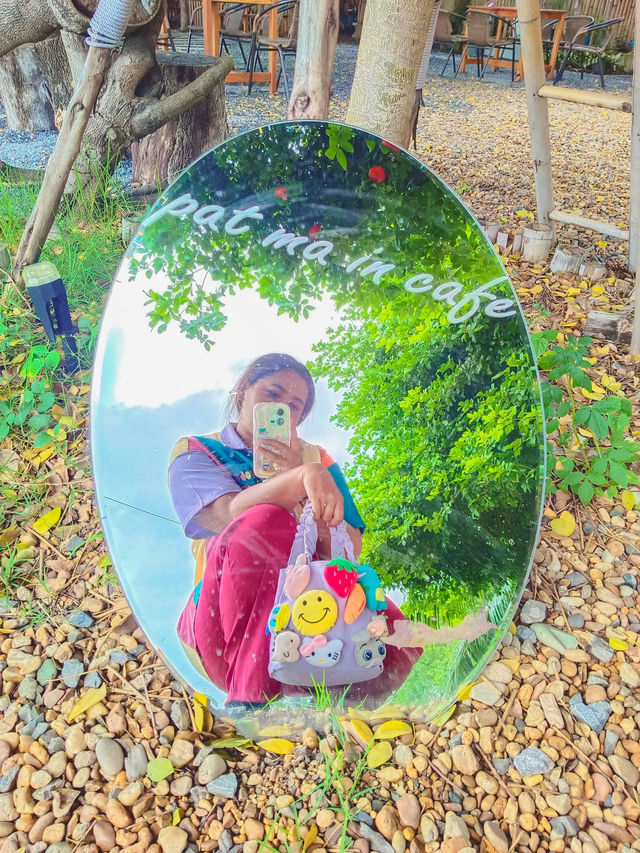 พัดมา อินคาเฟ่ ย่านสมุทรสาคร