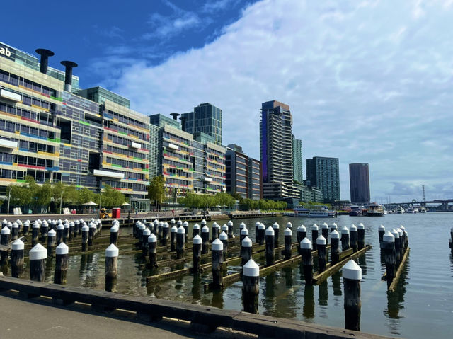 【ウォーターフロントでおしゃれに過ごす「ドックランズ」🌊✨】