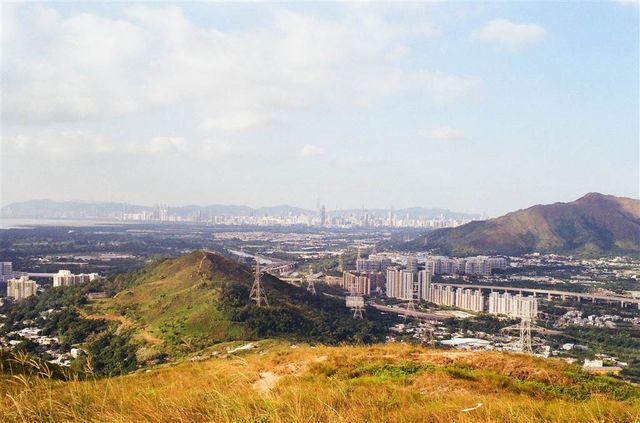A Three Hill Traverse in Yuen Long