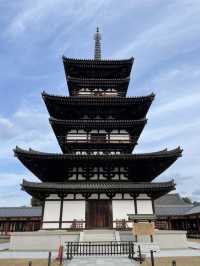 【奈良】仏教文化の象徴､世界遺産・薬師寺