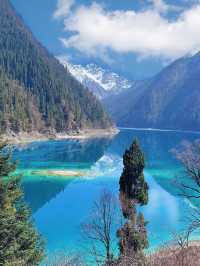 Jiuzhaigou: China’s Fairyland of Lakes