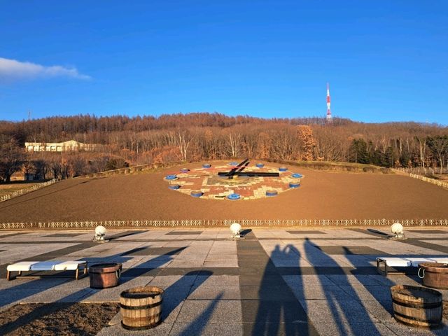 北海道旅遊🥳十勝之丘公園🔔音更花時計🕐欣賞日落風景🌅