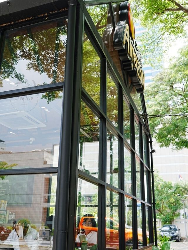🍸 Café Amazon สาขาศิษย์เก่าจุฬาลงกรณ์