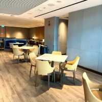シンガポール　シンガポール観光　チャンギ空港T3 KrisFlyer Gold Loungeで過ごす！
