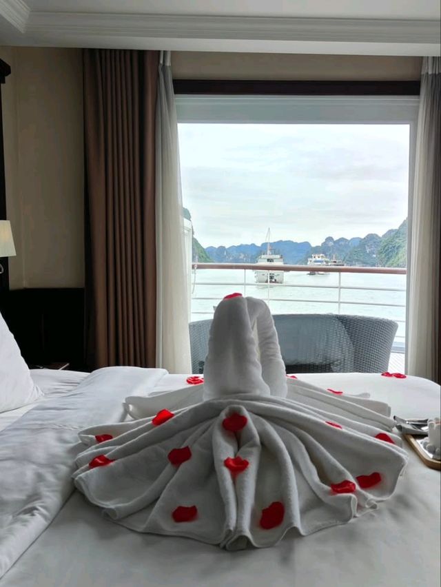 🌊⚓ Luxury on the Waves: My Unforgettable Orchid Classic Cruise Adventure! ⚓🌊