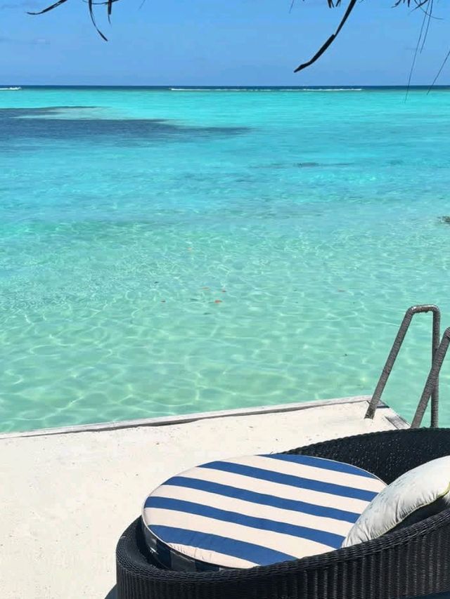 🏝️✨ Dive into Paradise: My Magical Journey in the Maldives! ✨🏝️