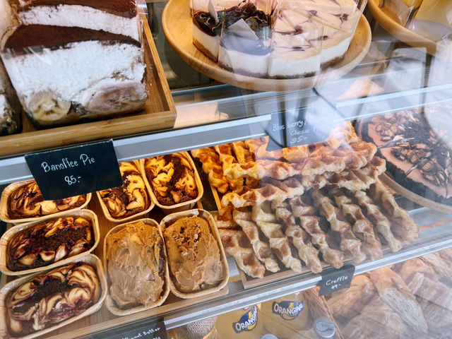 12cafe & bakery Ranong