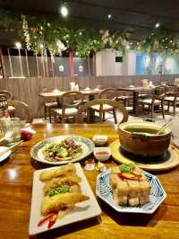 高雄大立百貨A館8樓（十二月）粥品.茶飲.私房菜.豐富食材.正宗的美味.值得推薦大家