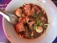 ก๋วยเตี๋ยวเนื้อนายดำ – ตำนานกว่า 40 ปี