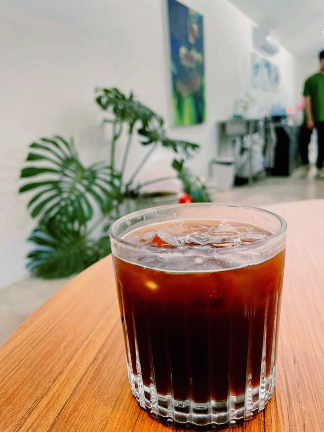 Bean Sprouts Specialty Coffee คาเฟ่สไตล์มินิมอล