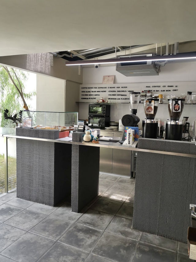 Phil Coffee Co Rama IXคาเฟ่สไตล์วินเทจย่านพระราม9