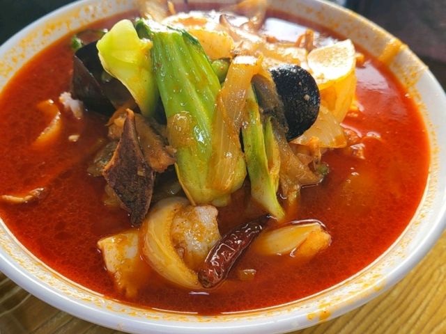 “Yeonnal Junggukjip: A Taste of Old Seoul’s Chinatown”