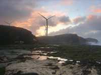 Rise to a new day : The Bangui windmills