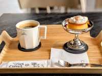 高山 | JUNE COFFEE 六月咖啡，FAV LUX 的現代時尚咖啡