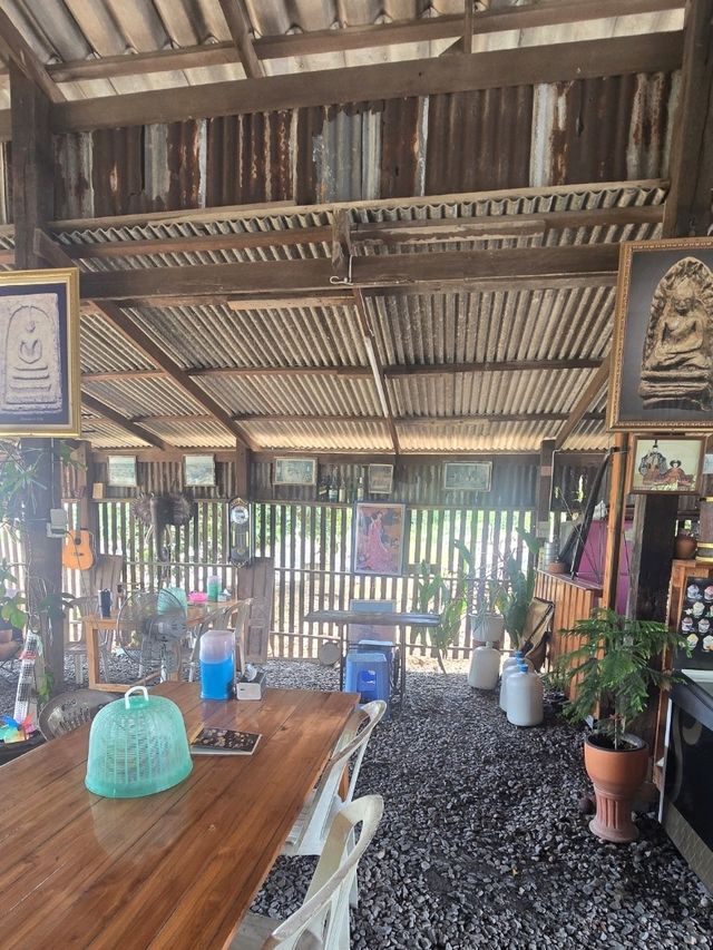 ก๋วยเตี๋ยวเรือ โรงสี ร้านเล็กๆ ริมแม่น้ำเจ้าพระยา