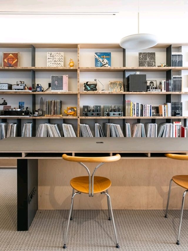 3025 CAFE