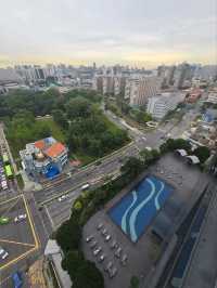 “Compact Convenience: A Budget-Friendly Stay with Modern Perks”