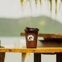 A Jewel by the Shore with Flavor and Charm