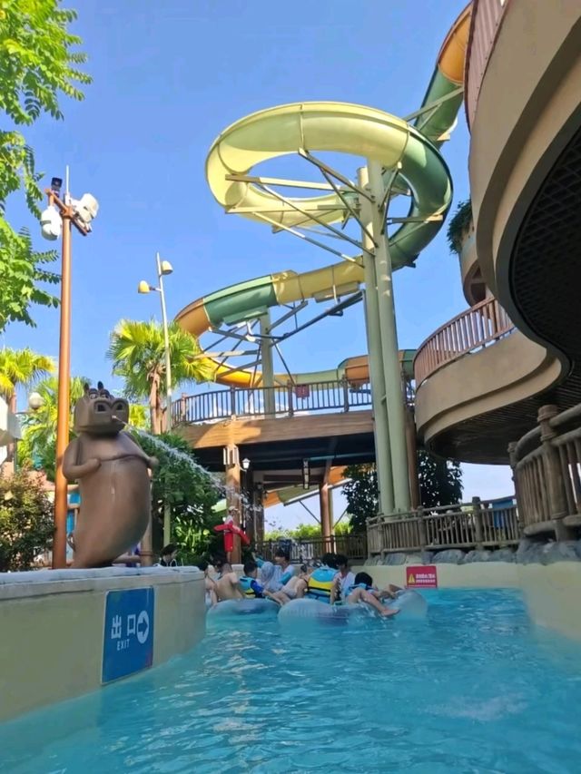Escape to Guangzhou’s Ultimate Water Wonderland