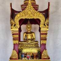 สักการะหลวงพ่อฉัตรทองและชมศาลายาว