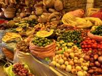 【Mercado Central｜スクレの“食と生活”が詰まった市場】
