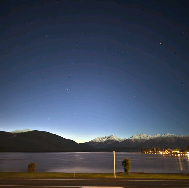 Sunset Serenade: Magical Moments at Lake Te Anau