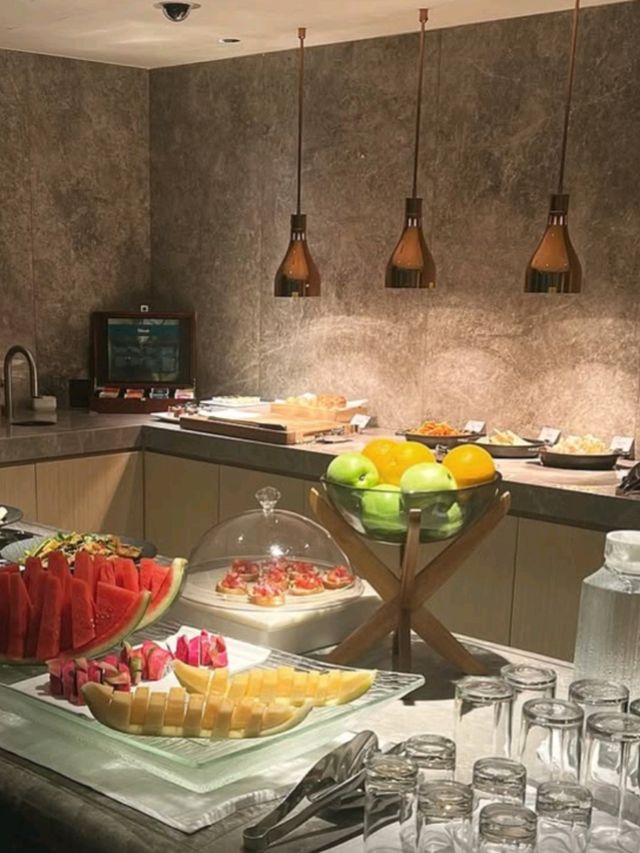 🏨 Prince Hotel Hong Kong – Spacious Comfort in the Heart of Tsim Sha Tsui 🌆