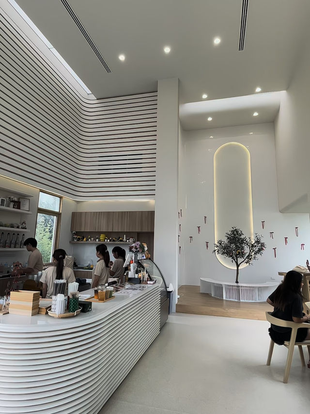 คาเฟ่ Feel At Ease กาญจนบุรี