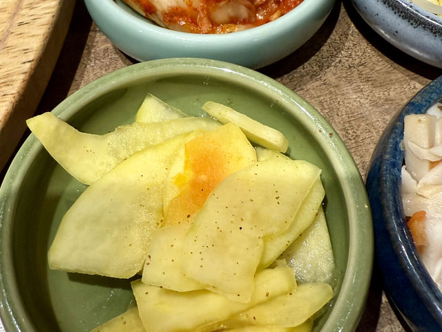 高雄成功路上漢神百貨B3美食天地.（韓姜熙小廚房）是我的最愛餐點