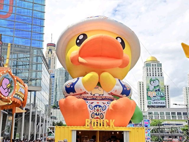 🎪 คาร์นิวัลเป็ดเหลืองสุดคิวท์ B.Duck